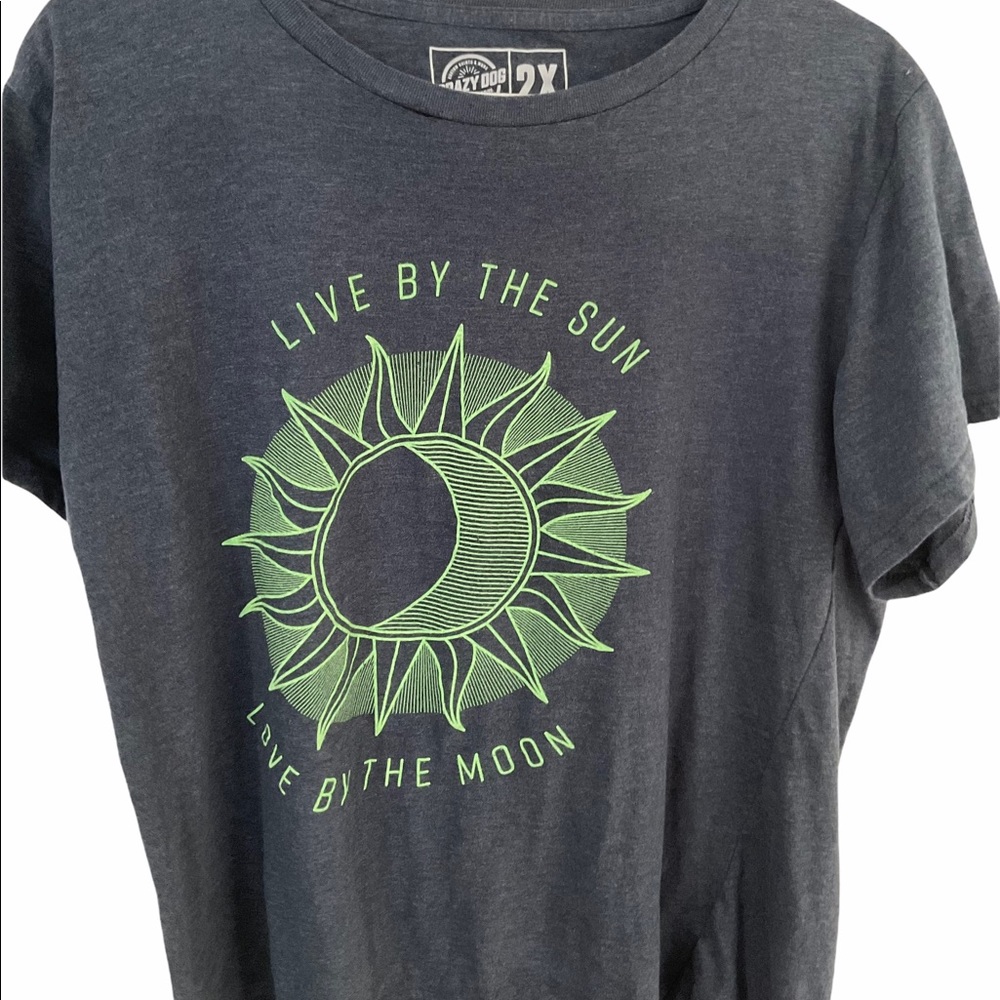 NWOT Women’s Sun And Moon